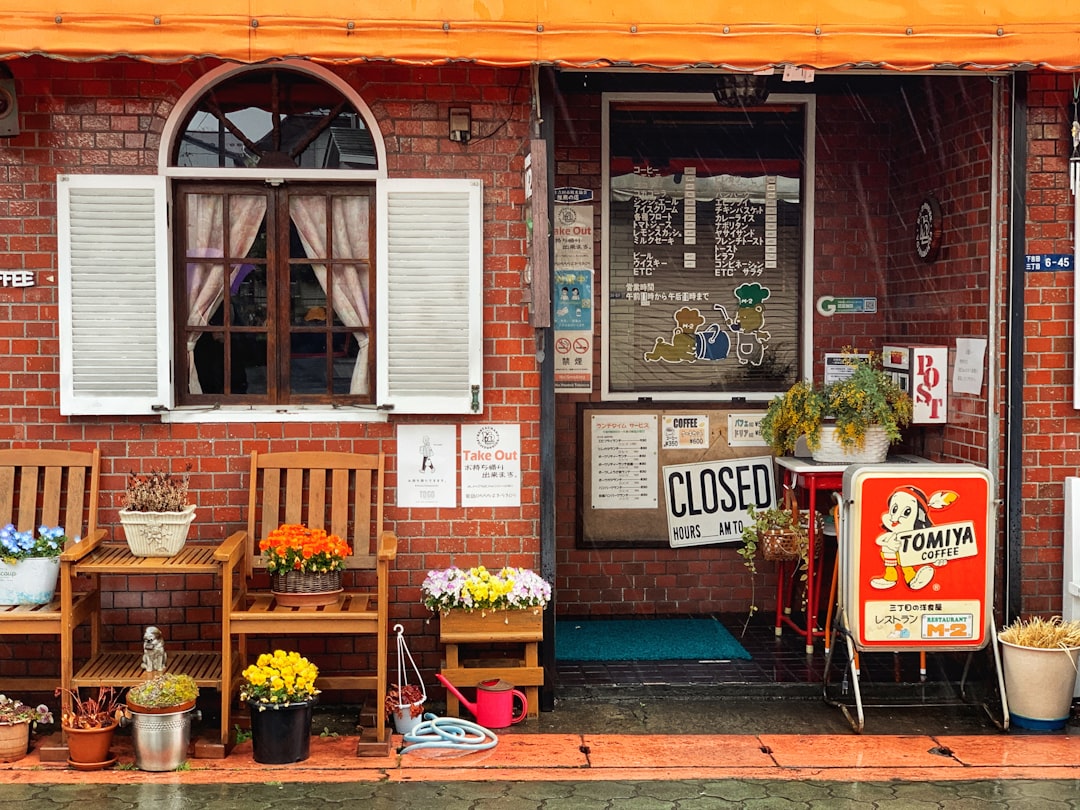 small business storefront in Maine coastal town - Business crime insurance cost