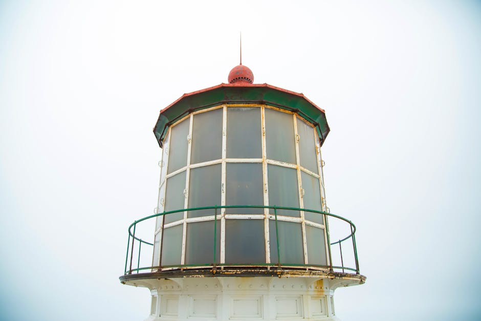 lighthouse guiding ships - Experienced insurance advisors lighthouse guiding ships - Experienced insurance advisors