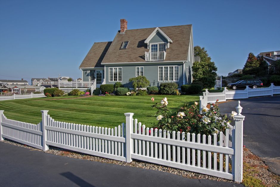 residential neighborhood in Southern Maine - Affordable home insurance residential neighborhood in Southern Maine - Affordable home insurance