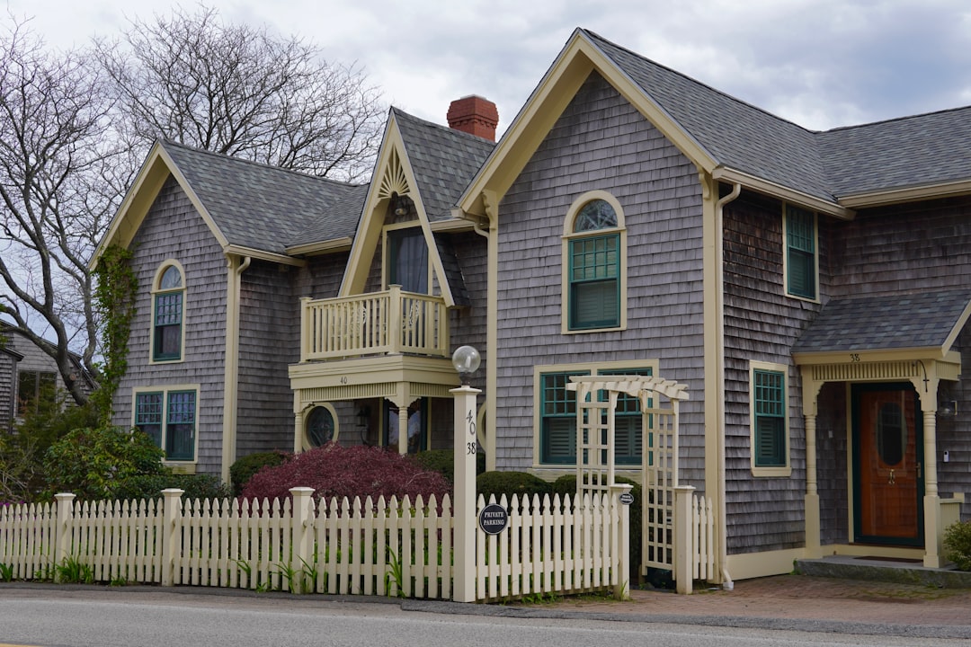home inventory checklist: write down items, take photos, save receipts, store digitally