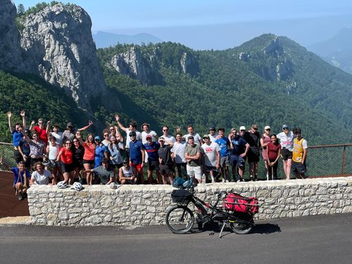 Quand 40 collaborateurs transforment les cols du Vercors en terrain de jeu collectif