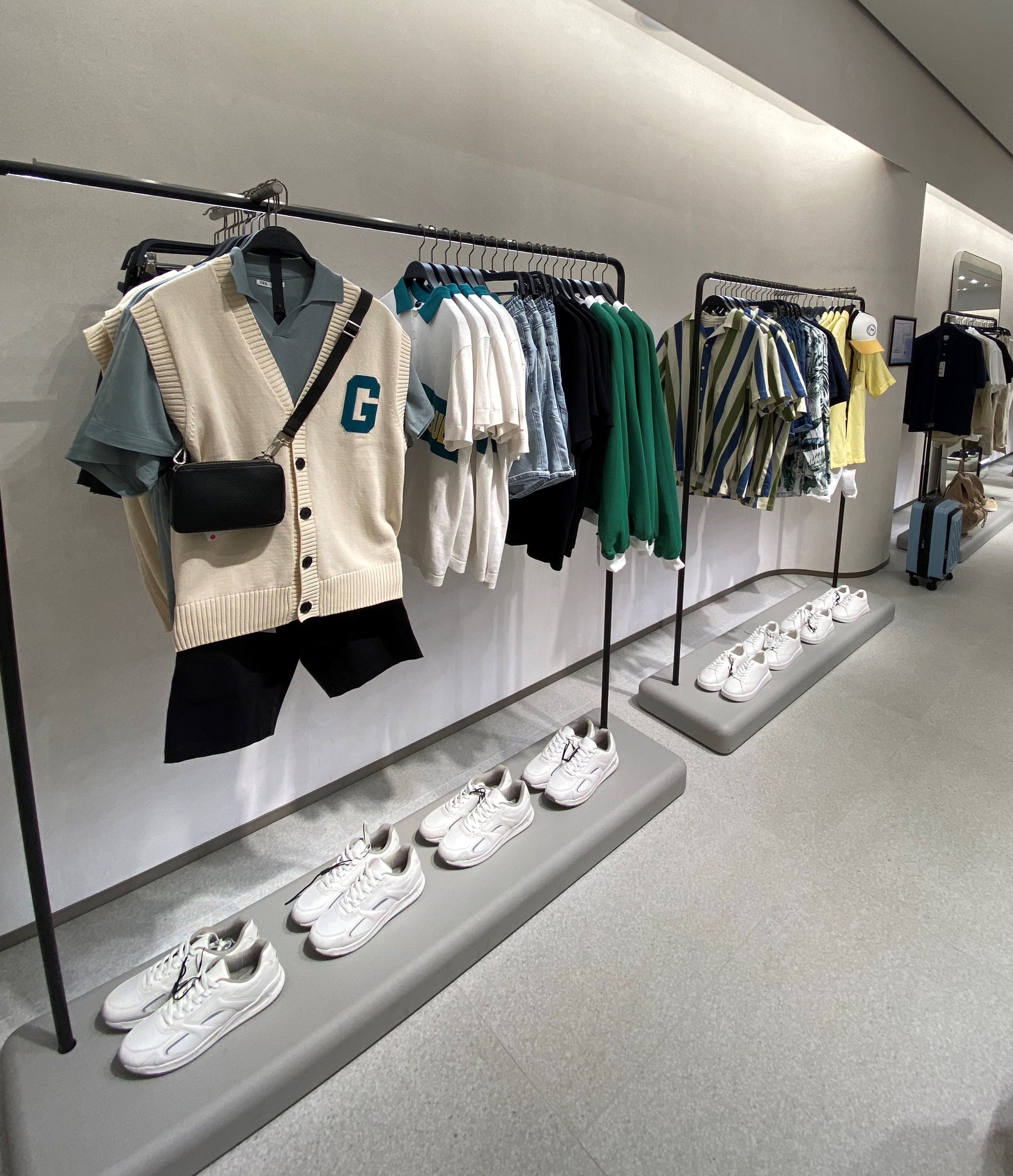 Spring/Summer collection Zara Leiden.