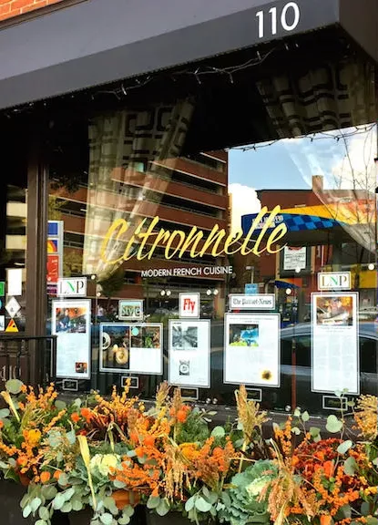 Exterior view of the Citronnette restaurant, featuring a vibrant facade and a cozy atmosphere.