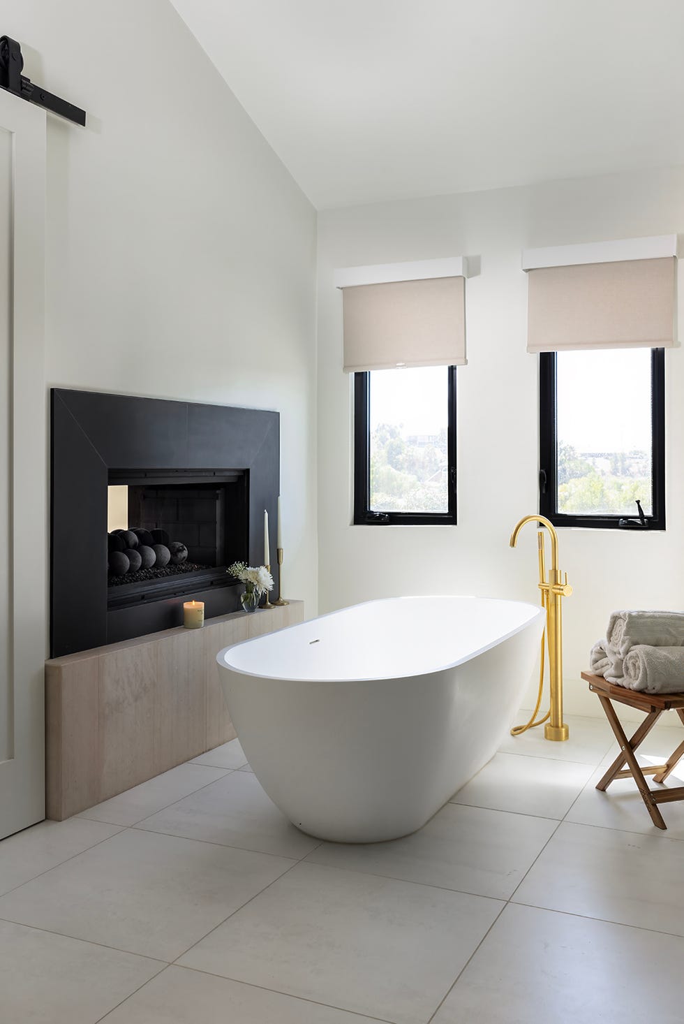 creamy white bathroom