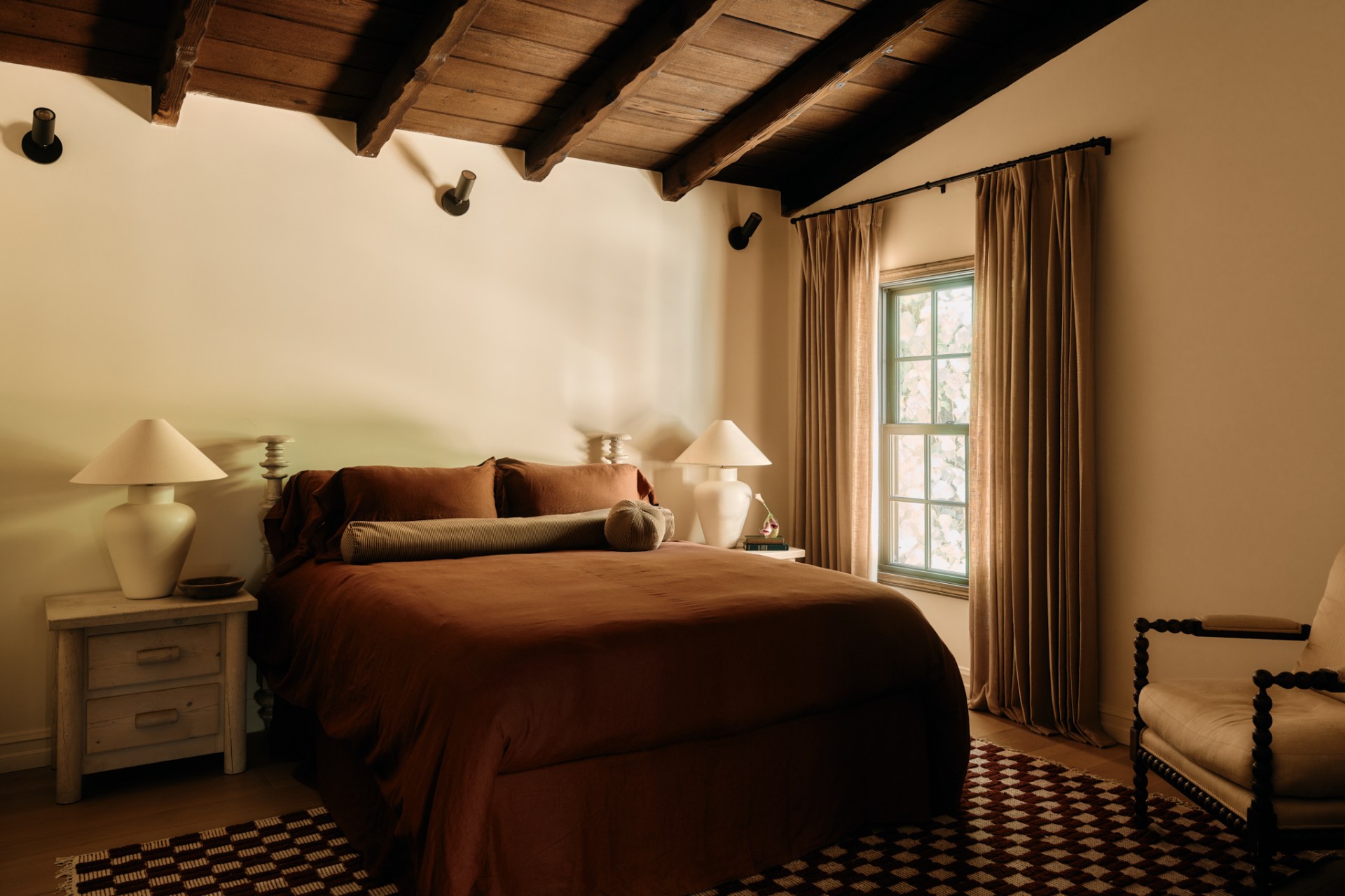 A bedroom. Photographed by Nils Timm.