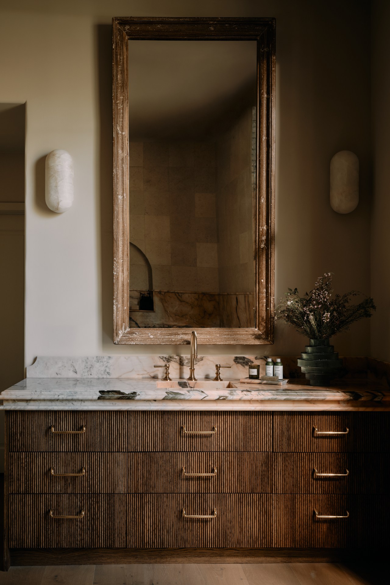 A bathroom. Photographed by Nils Timm.