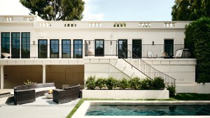 2795 La Castana Drive exterior back