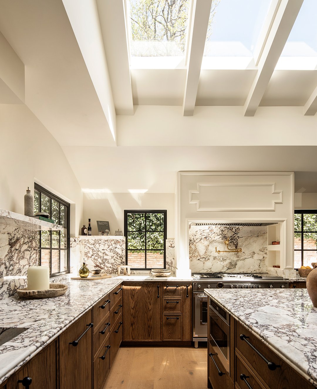 dark wood kitchen cabinets