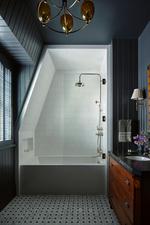 Photographed by Trevor Tondro, architecture by Ken Linsteadt, interior design by ABD Studio, styling by Anita Sarsidi. From an art-filled Edwardian in one of San Francisco’s most enviable neighbourhoods