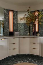 Photographed by Chris Mottalini, architecture and interior design by Nicholas Potts Studio, styling by Tessa Watson. From a dramatic reinterpretation of an apartment in Washington D.C.’s Watergate complex Want moreVogue Living?Sign up to theVogue Livingnewsletterfor your weekly dose of design news and interiors inspiration.