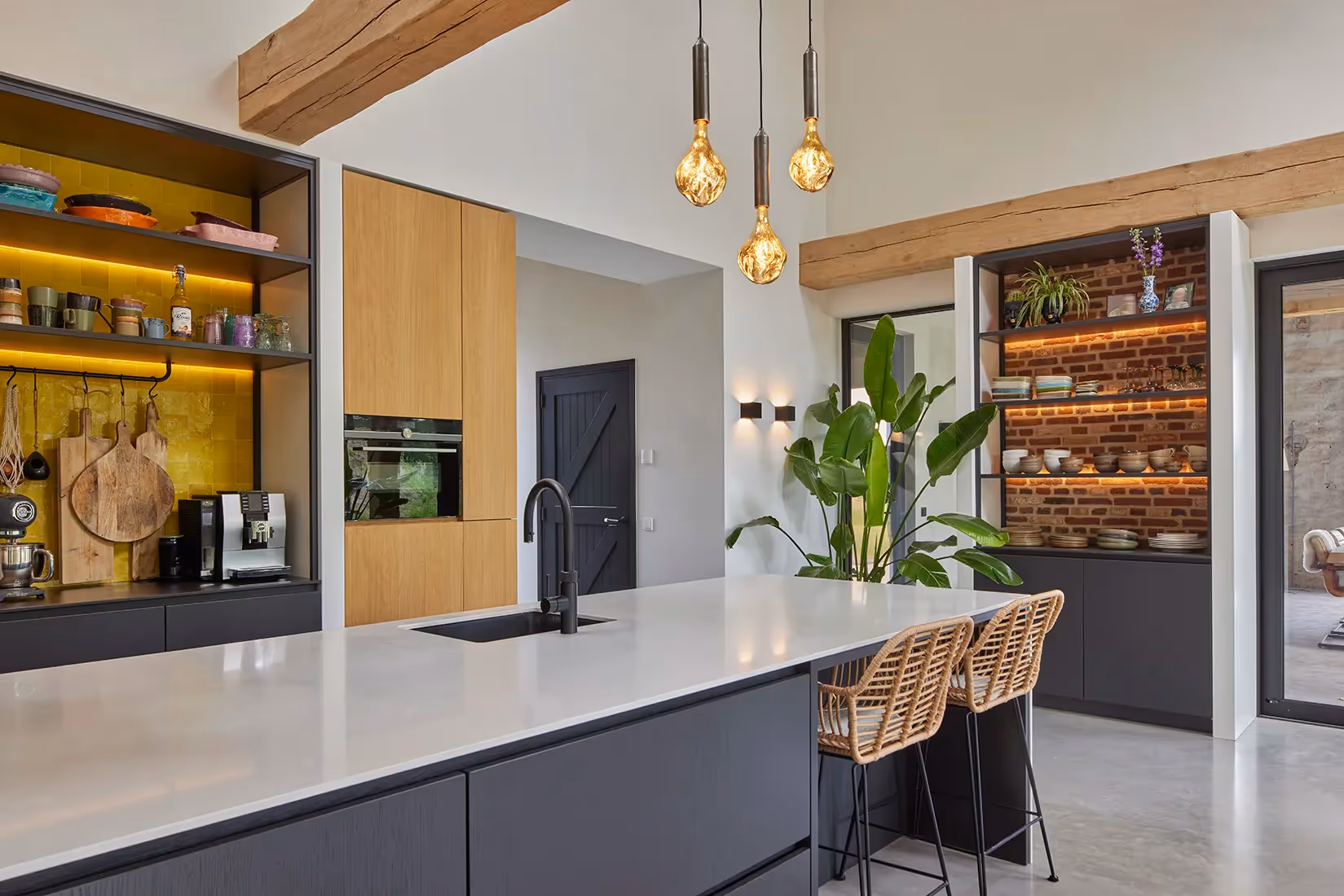 Sfeervolle keukenverlichting.