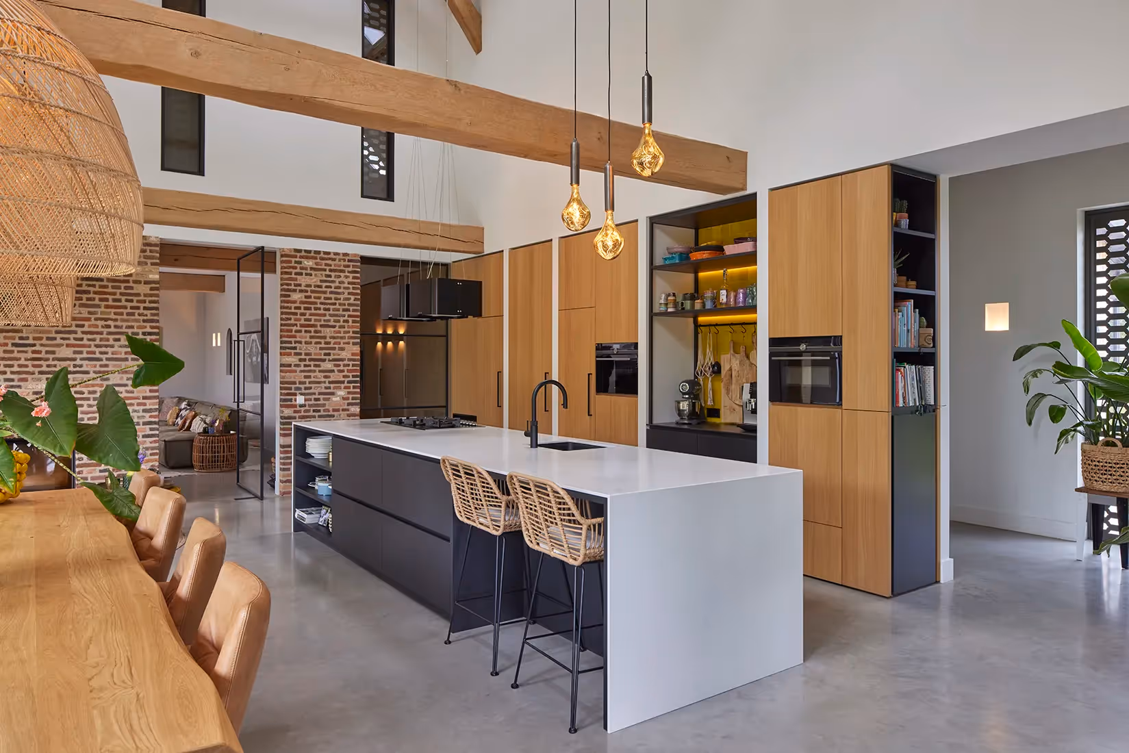 Keukenverlichting verbouwde woonboerderij.