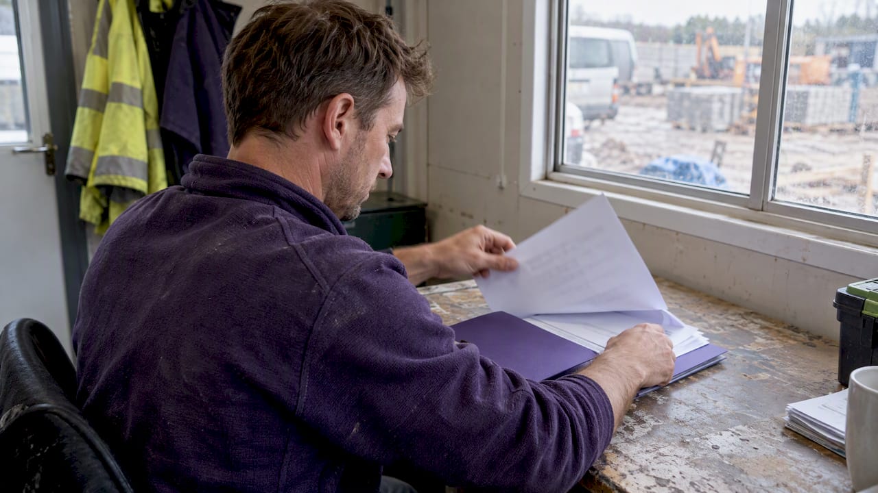East Sussex Contractors: What to Package for a Day Rate Mortgage