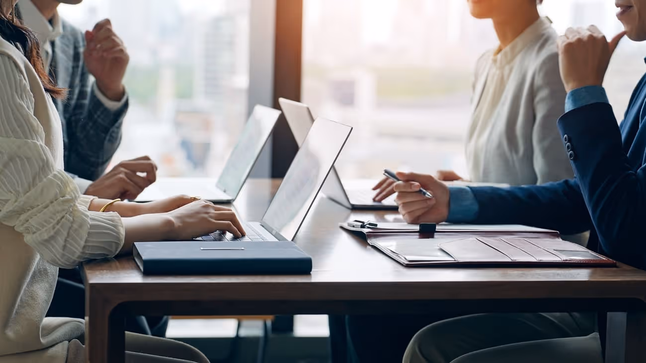 AI agent development companies collaborating with clients on agent architecture, workflows, and implementation planning