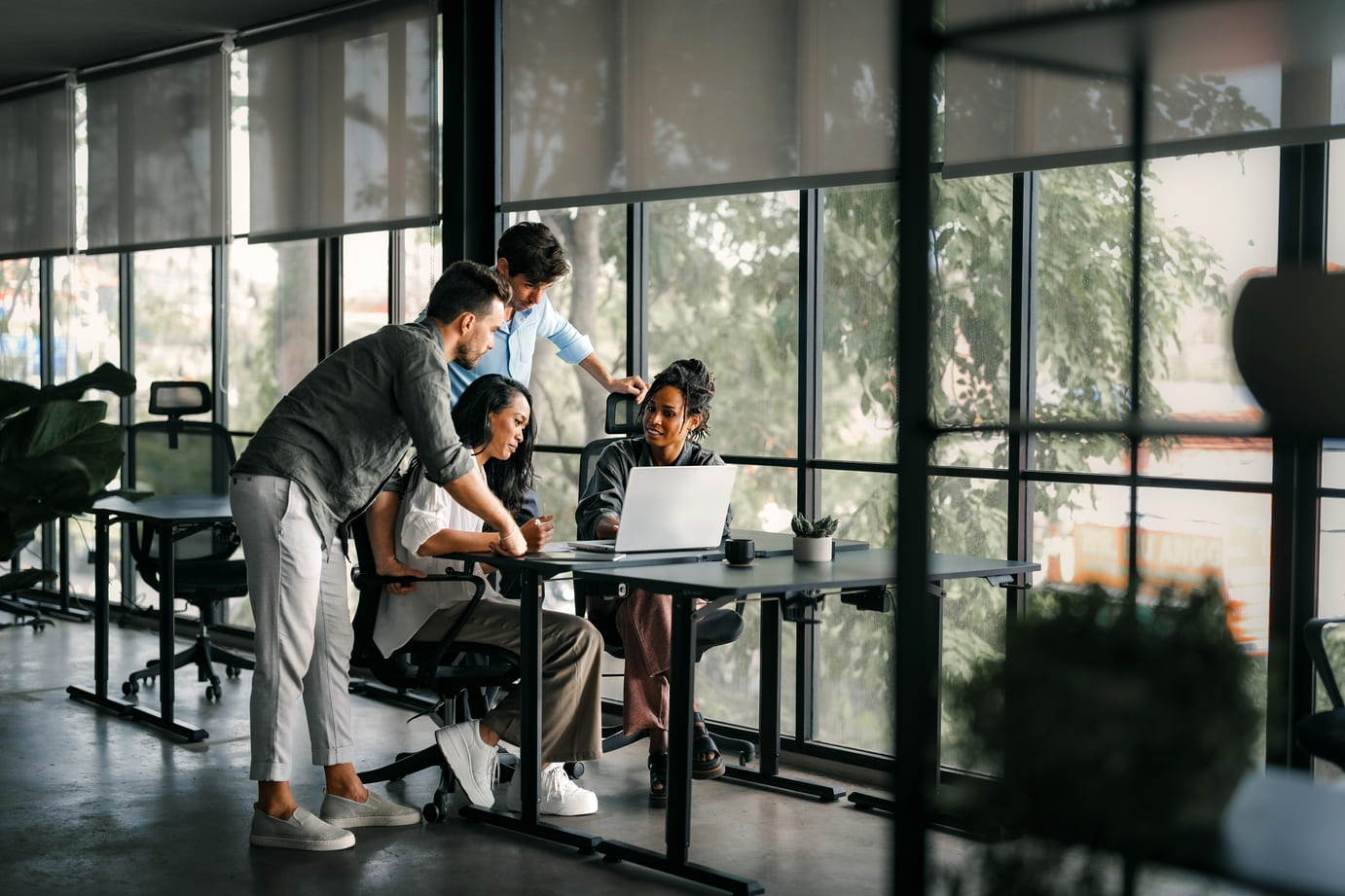 Customer Service AI Agents: Implementation, Workflows, Guardrails, and ROI