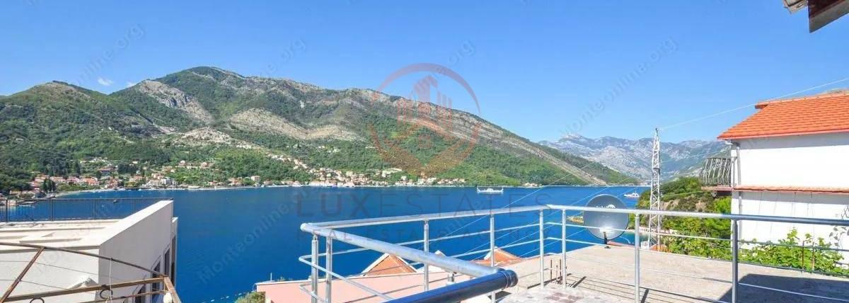 Na prodaju kuća površine 120 m² na placu od 174 m² u | KO-K-001