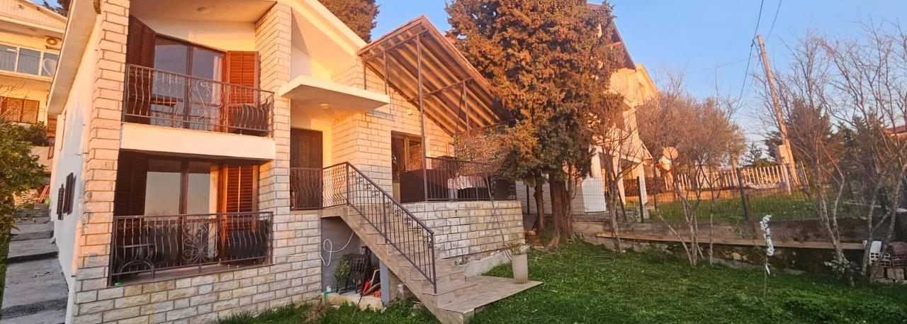 Na prodaju kuća u Baru, naselje Dobra Voda, površine 100 m² | BR-K-015