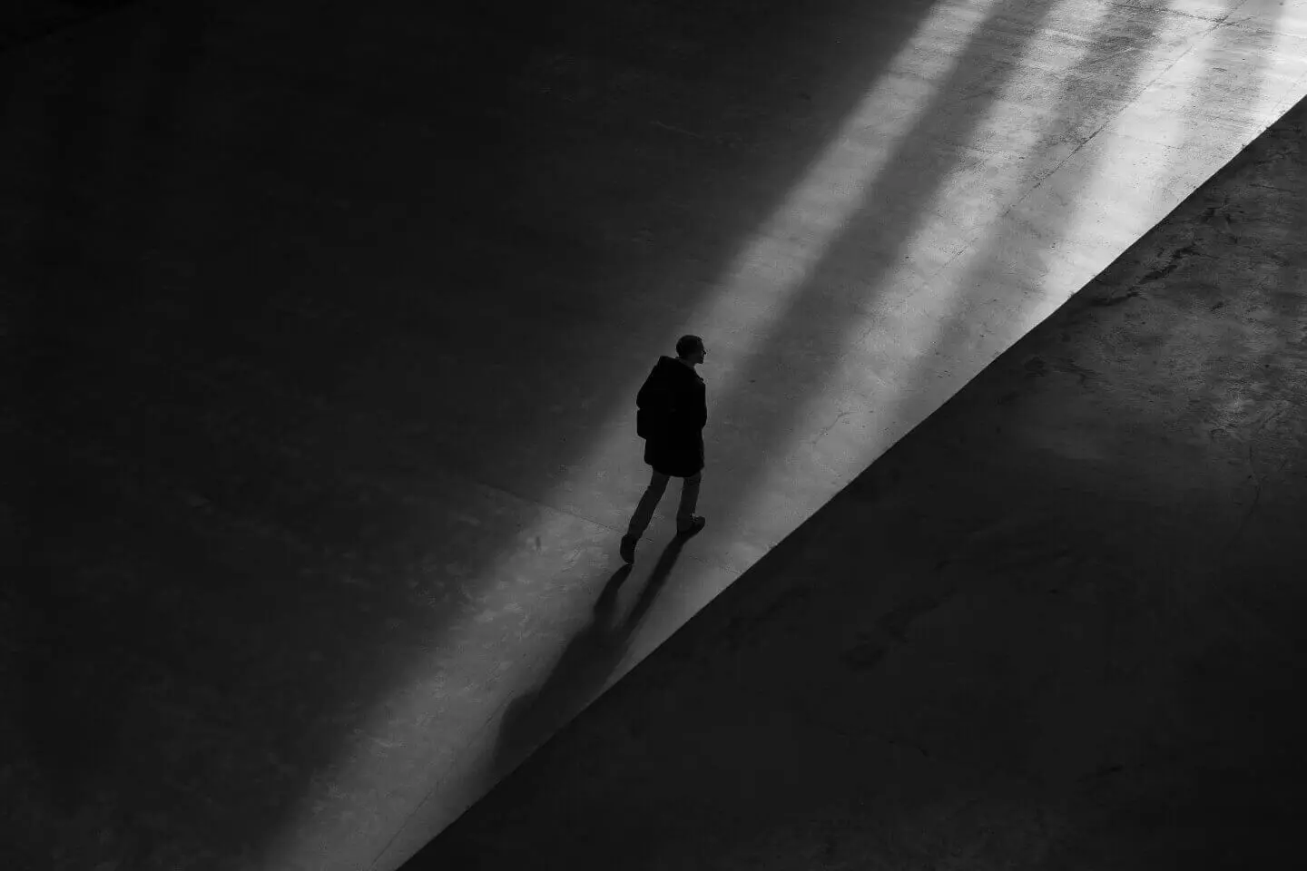 Navigating Loneliness: 5 Practical Tips for Better Wellbeing