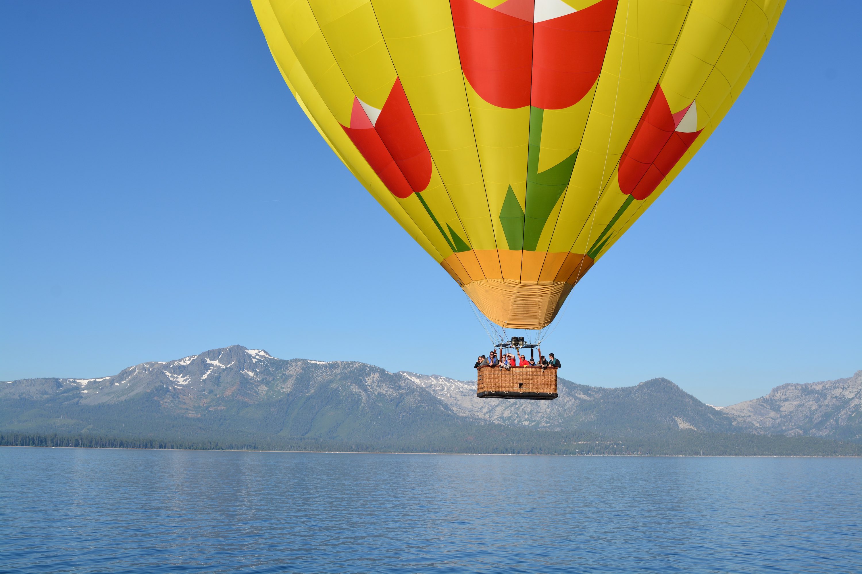 Hot Air Balloon Ride Over Lake Tahoe: An Experience You'll Never Forget