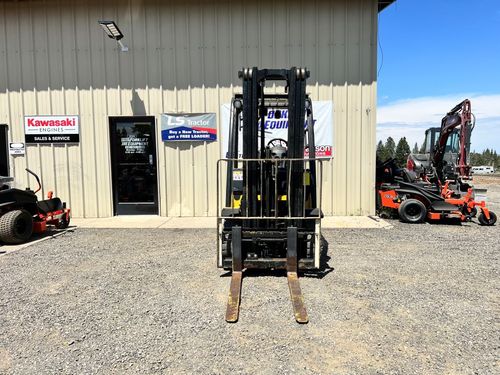 Pre Owned 2009 Yale Forklift, 5000lb Lift Cap, Side Shift, Pneumatic Tires, Triple Stage Mast
