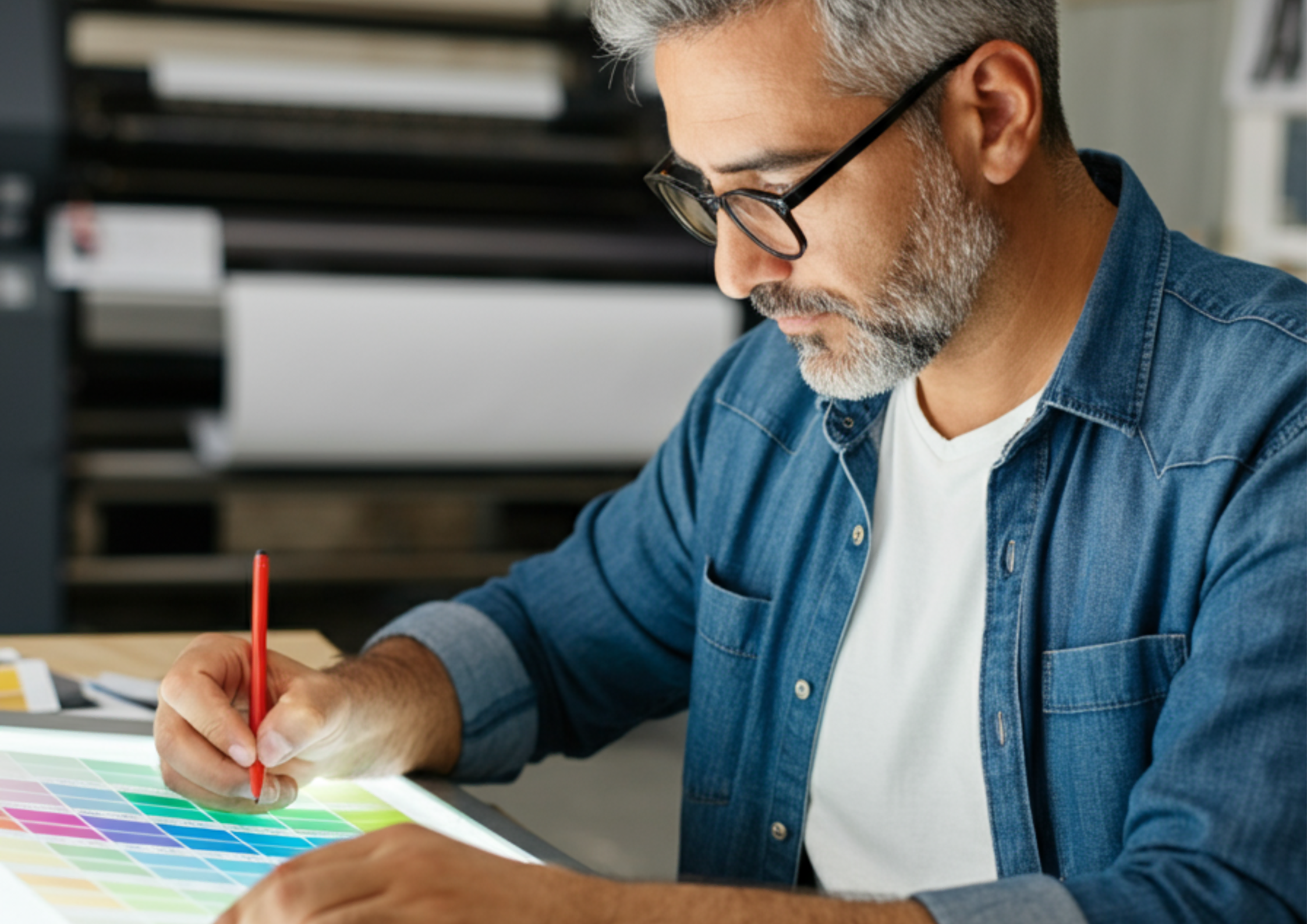 Guide complet pour devenir graphiste freelance