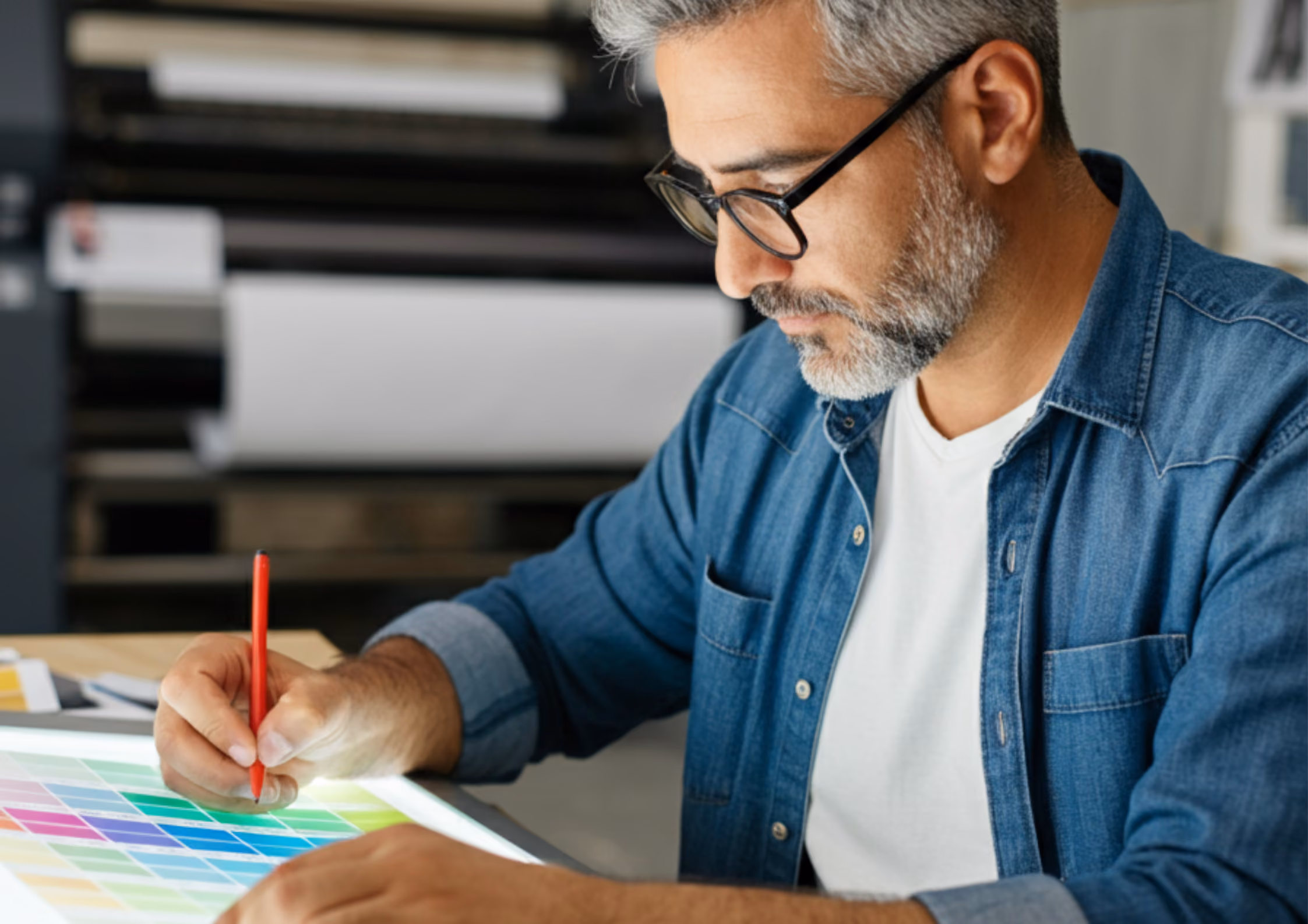Guide complet pour devenir graphiste freelance