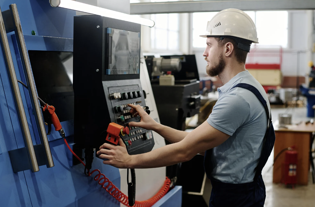 7 Signs You'd Be Great at a Career in Manufacturing
