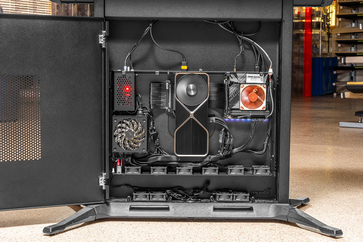 An ultimate computer found inside an Ideum Drafting II. This computer system is removable and the unit has redundant cooling.