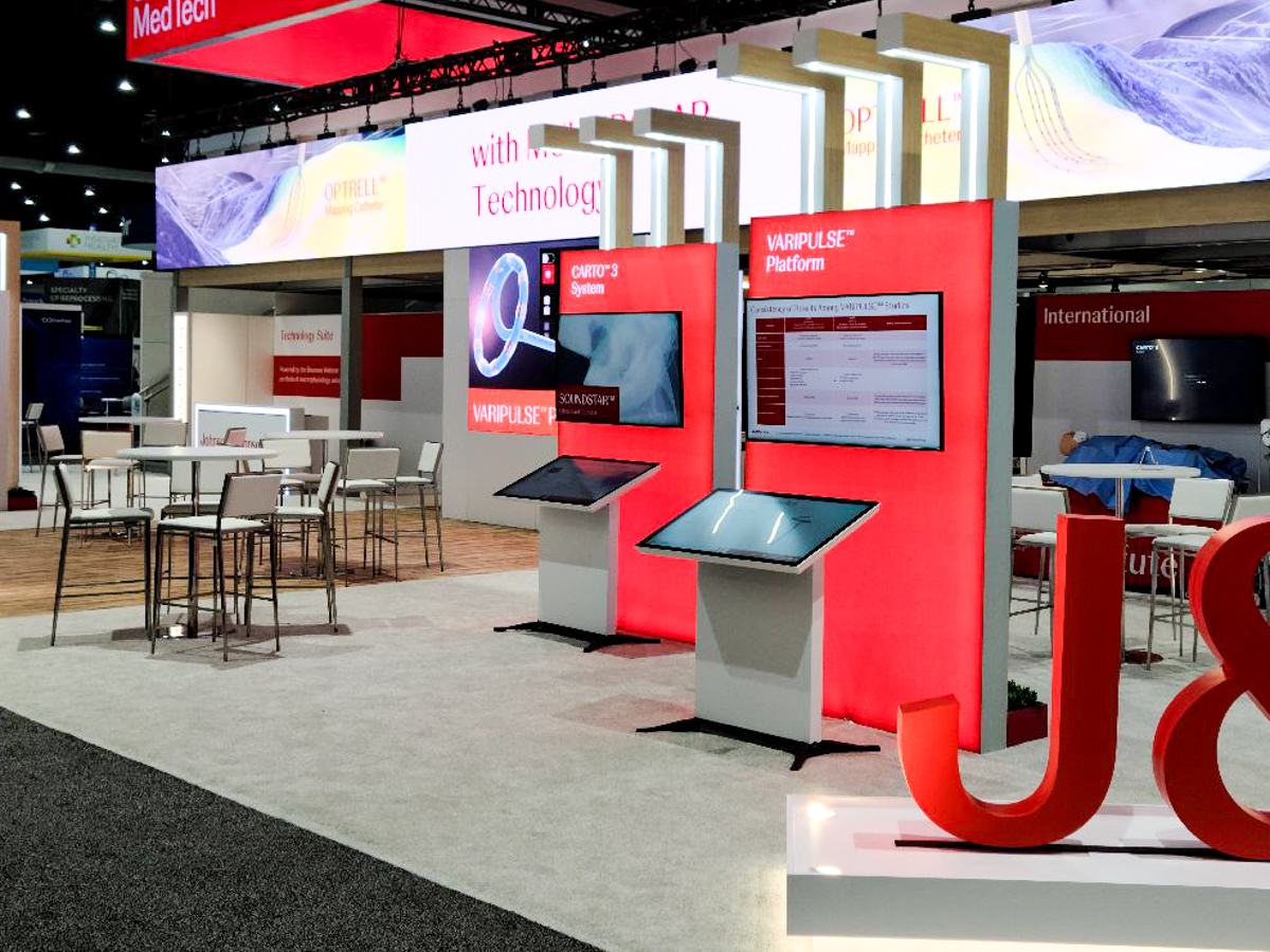 The Drafting II in a tradeshow environment (please note that the customer used on-site vinyl wrapping to alter the color of the kiosk). 