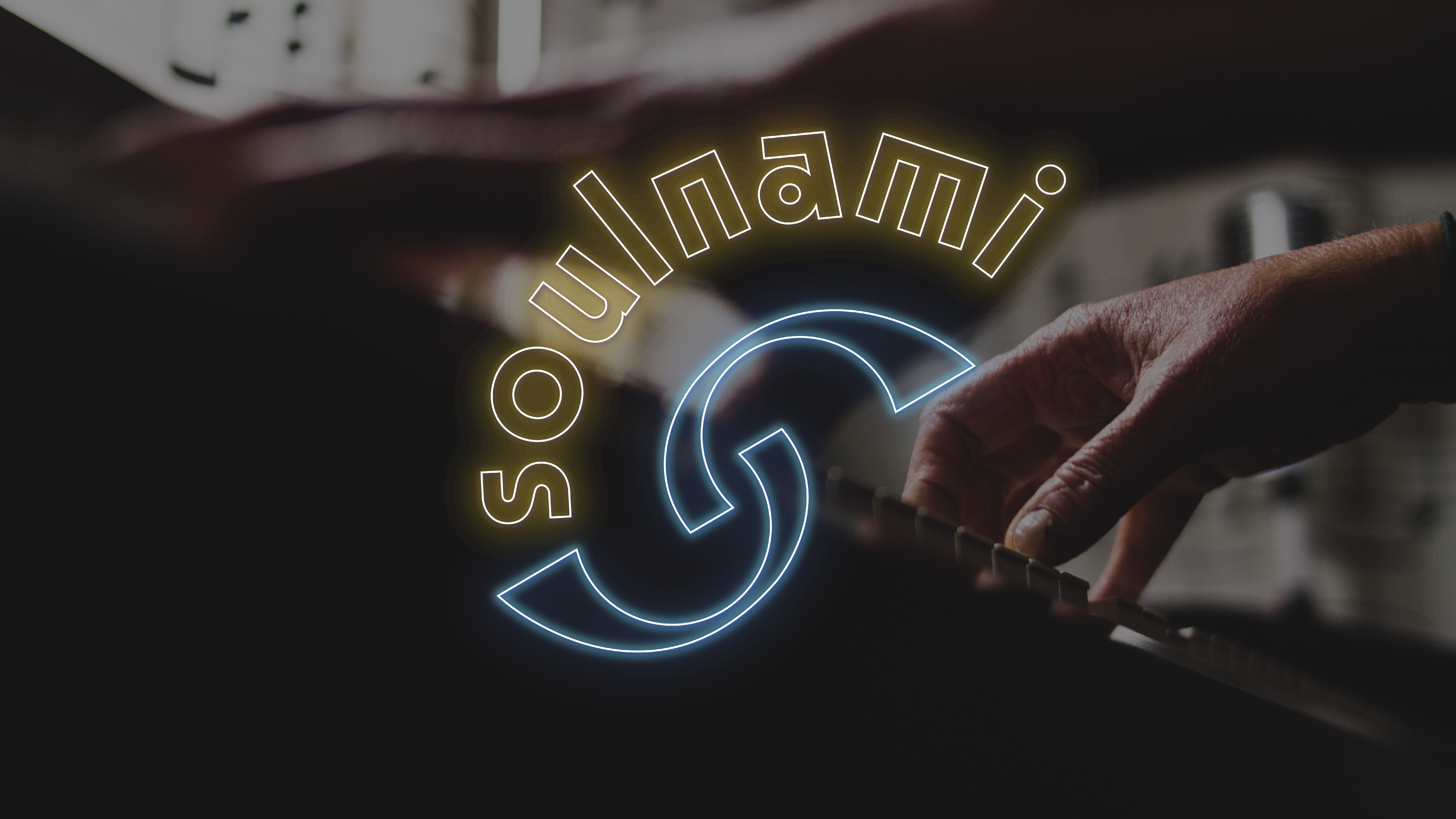 Cartel con logo de Soulnami