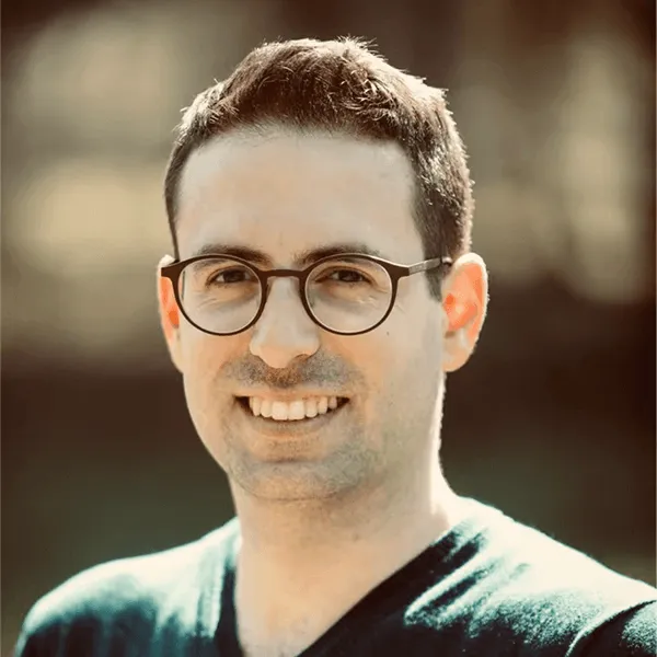 Meni Cherbakovsky - VP Engineering at Zengo