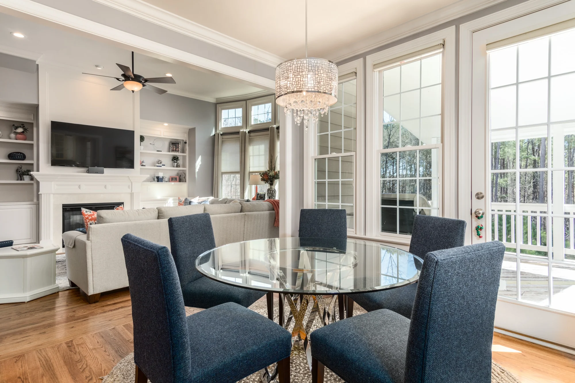 Interiors · Bright dining room