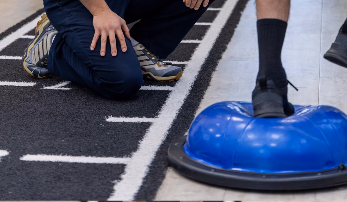 Stabiliteitstraining bij PhysiqCare helpt je sterker en met meer vertrouwen bewegen.