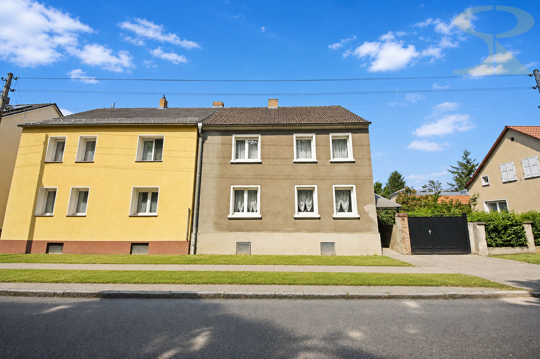 Real Estate Title Image Background