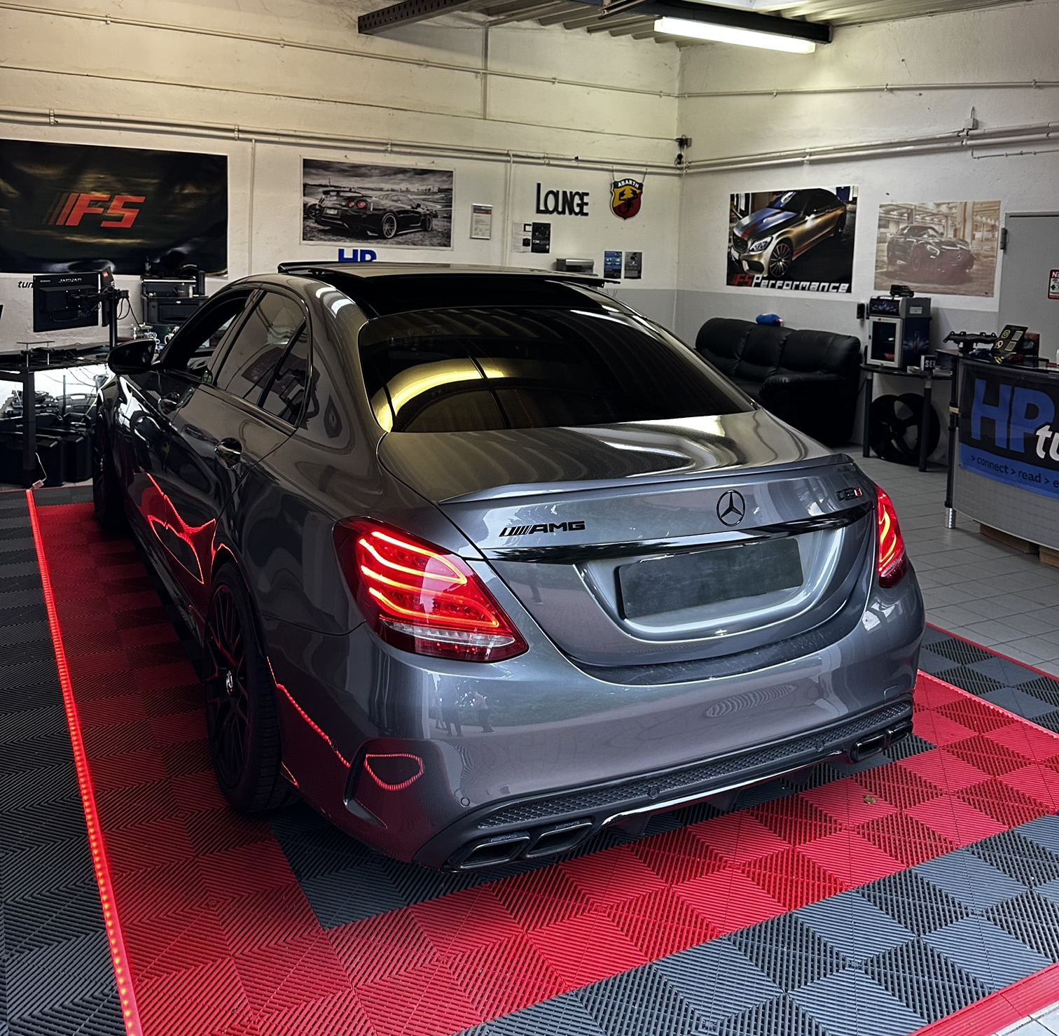 Mercedes-AMG Chiptuning bei FS Performance Hamburg in der Werkstatt