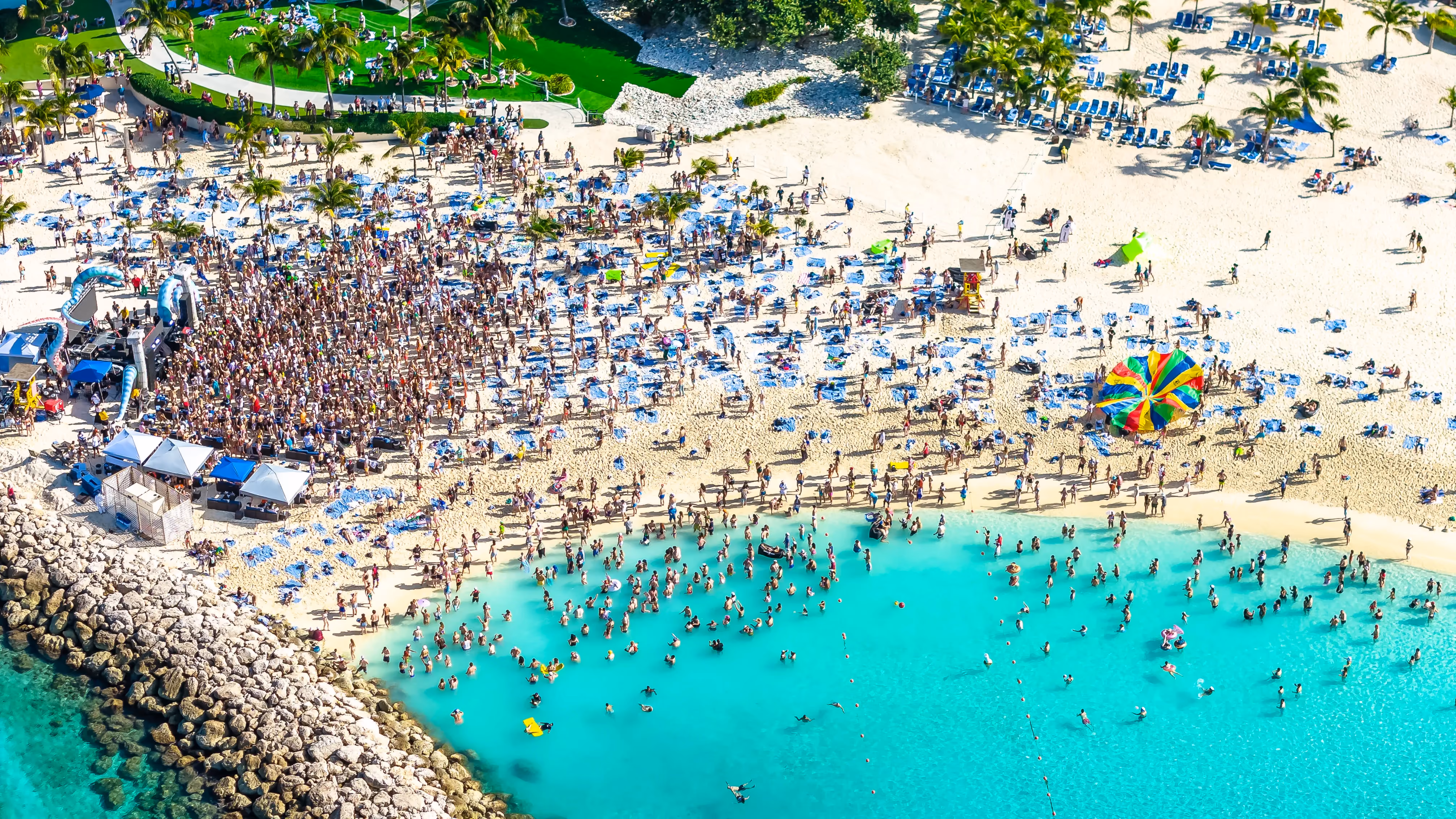 Beach party in Great Stirrup Cay during Groove Cruise 2024
