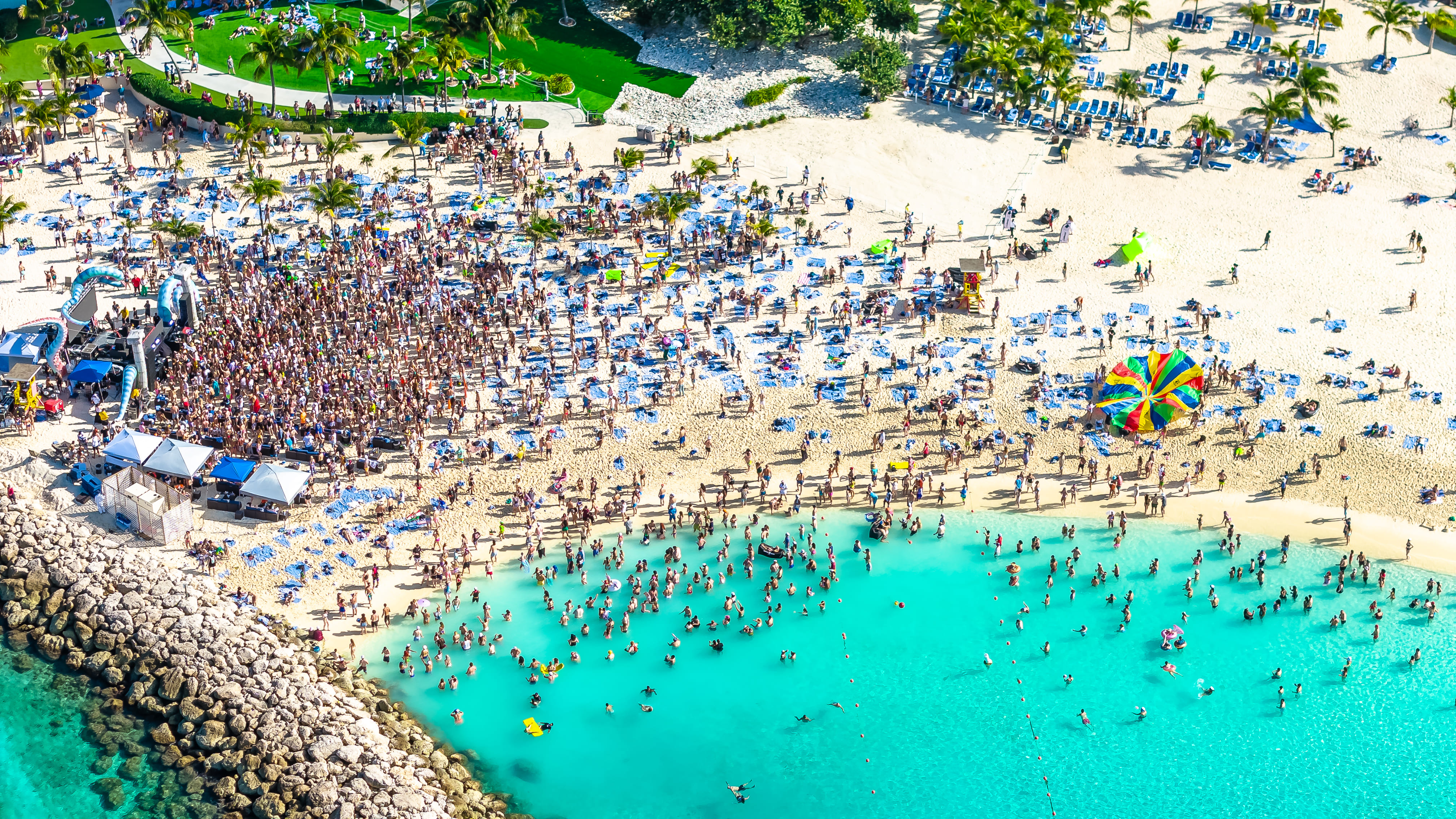Beach party in Great Stirrup Cay during Groove Cruise 2024