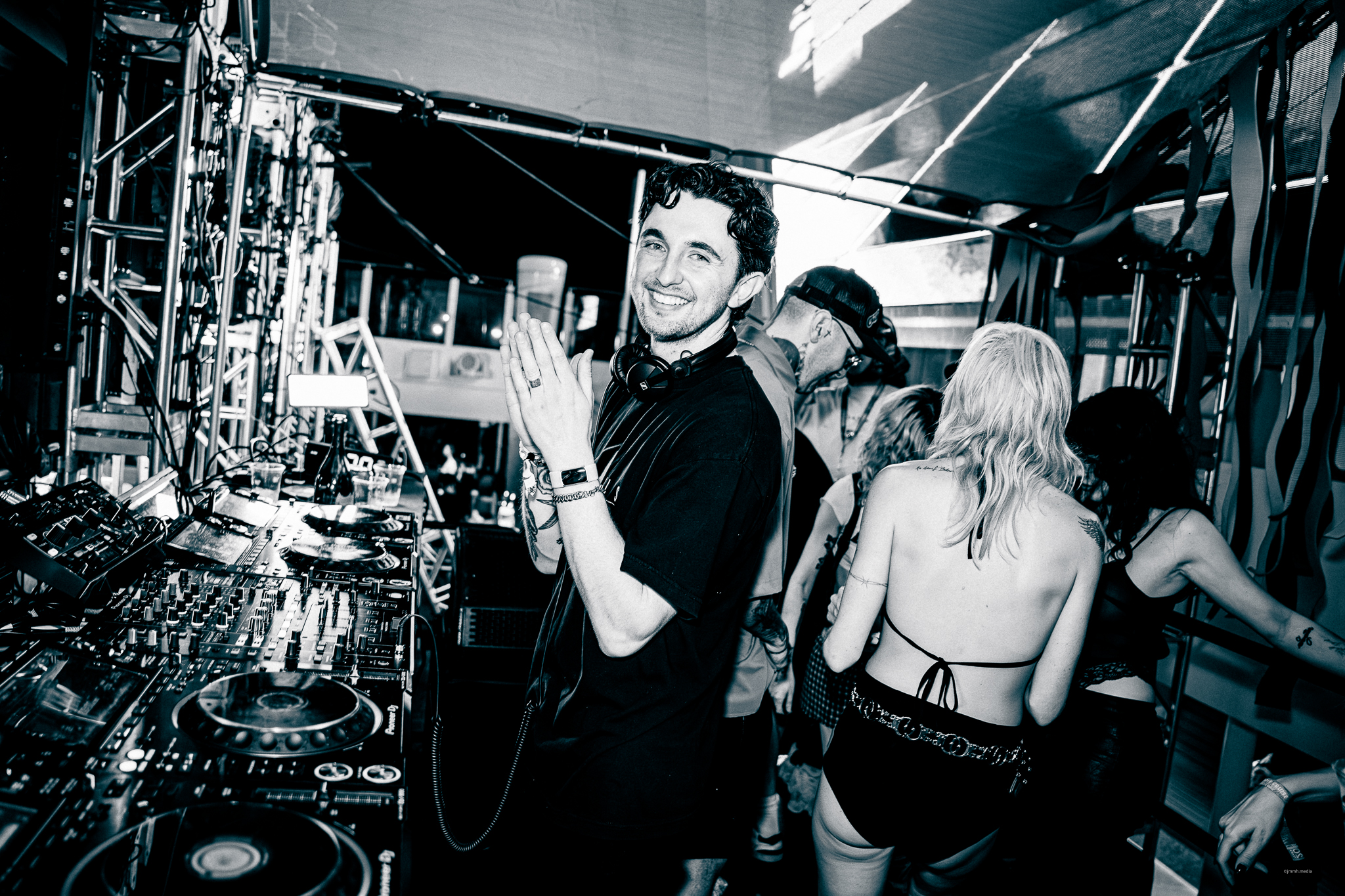 Max Styler delivering an unforgettable set on the Groove Cruise 2024 main stage