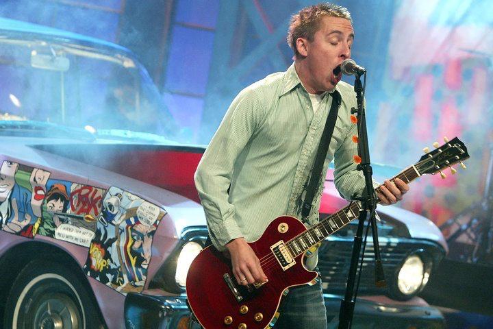 Yellowcard performing in the music video for their pop-punk anthem Ocean Avenue 