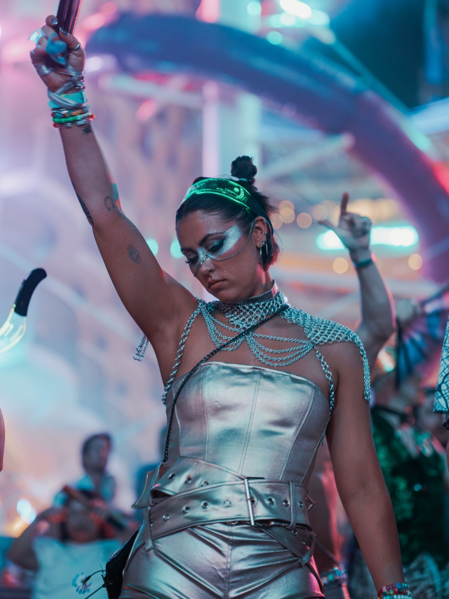  Groove Cruise Miami festival goer dressed up in cyberpunk vice theme.