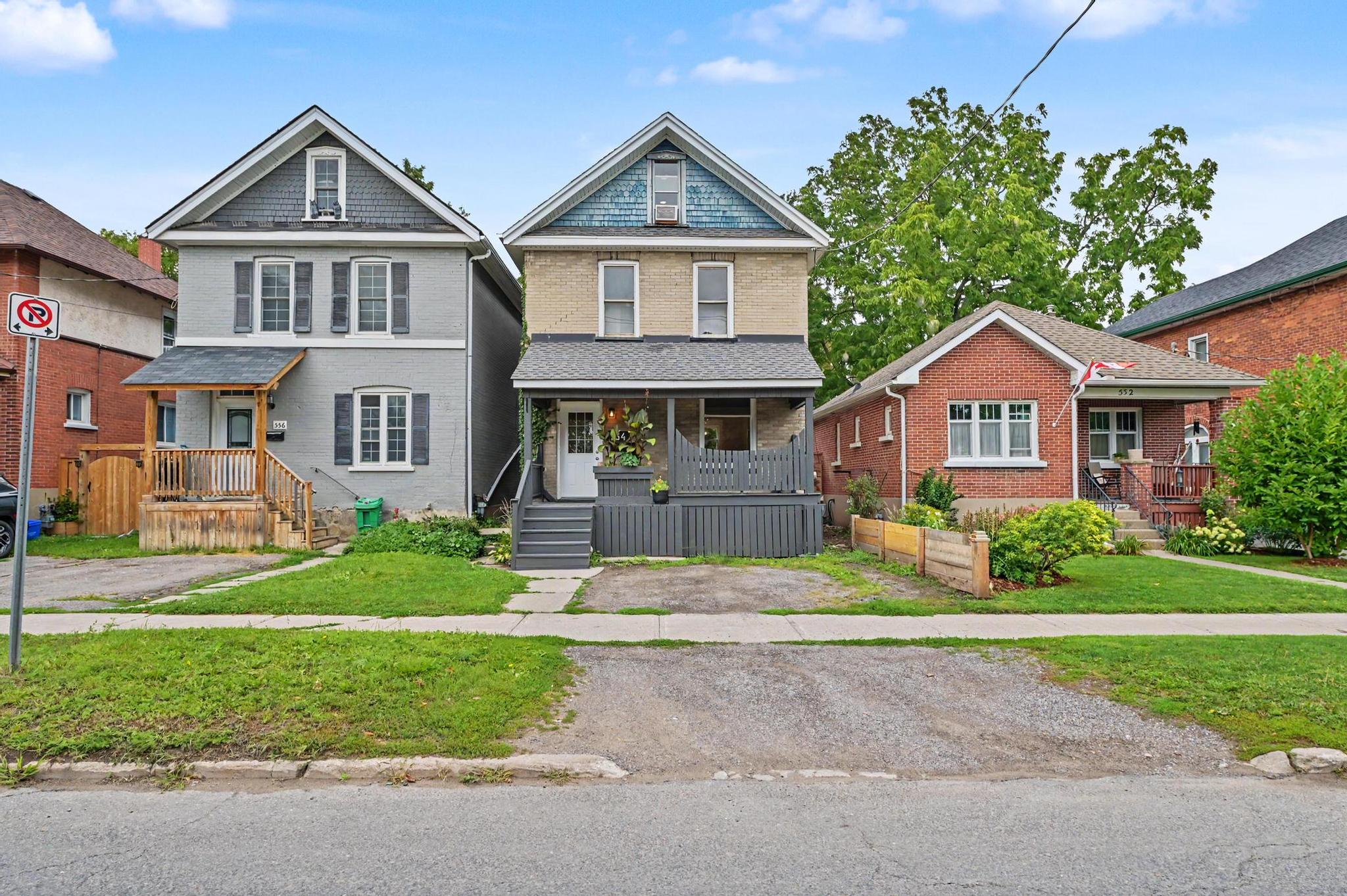 Peterborough, 554 Sherbrooke Street