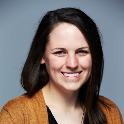 Stephanie Howell presenting at MoteCon.