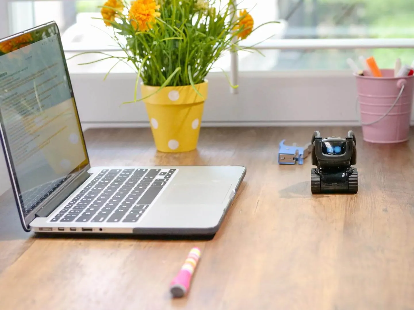 How Artificial Intelligence Enhances Digital Marketing