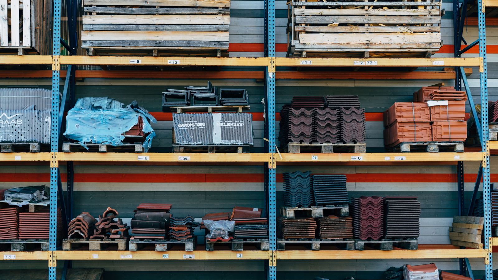 Header illustration for Glossary: Inventory Turnover Ratio