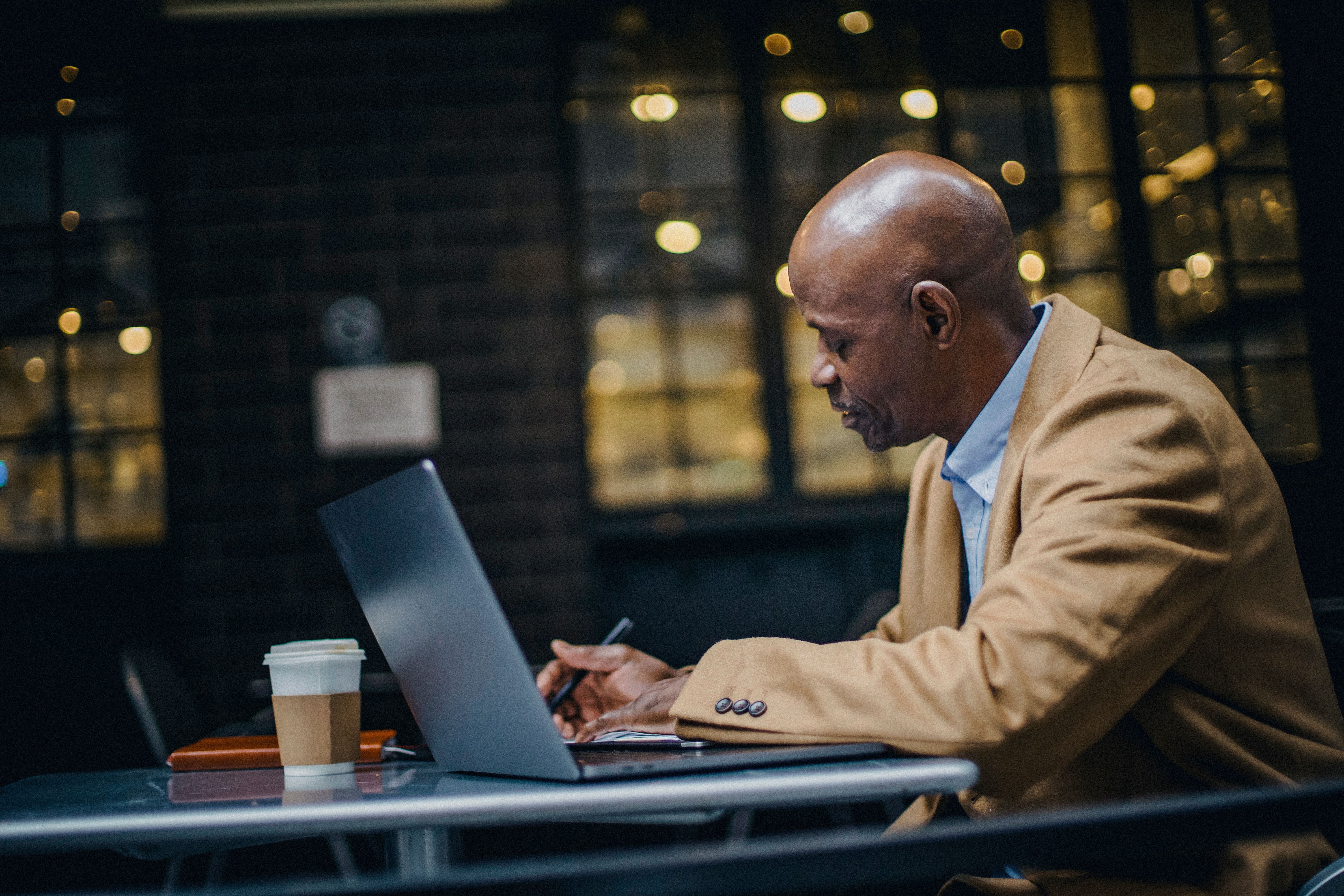 What Is an AI CFO? A Guide for Ecommerce Sellers