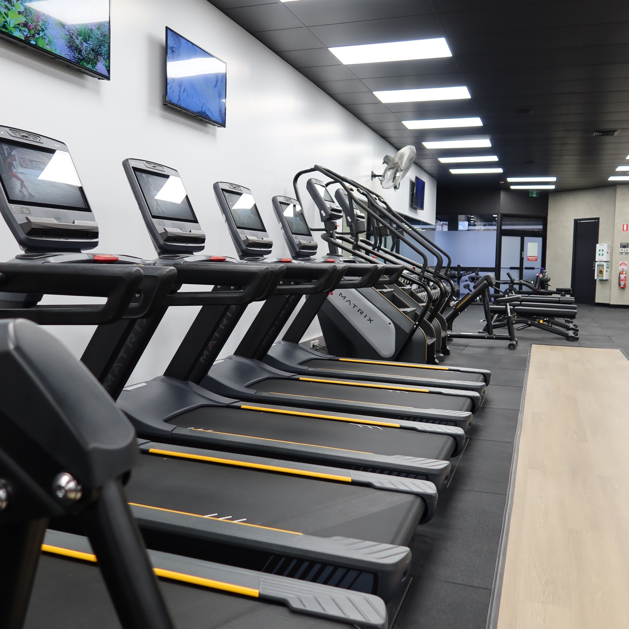 Treadmills for cardio fitness in 24fit Mount Barker 24 hour gym