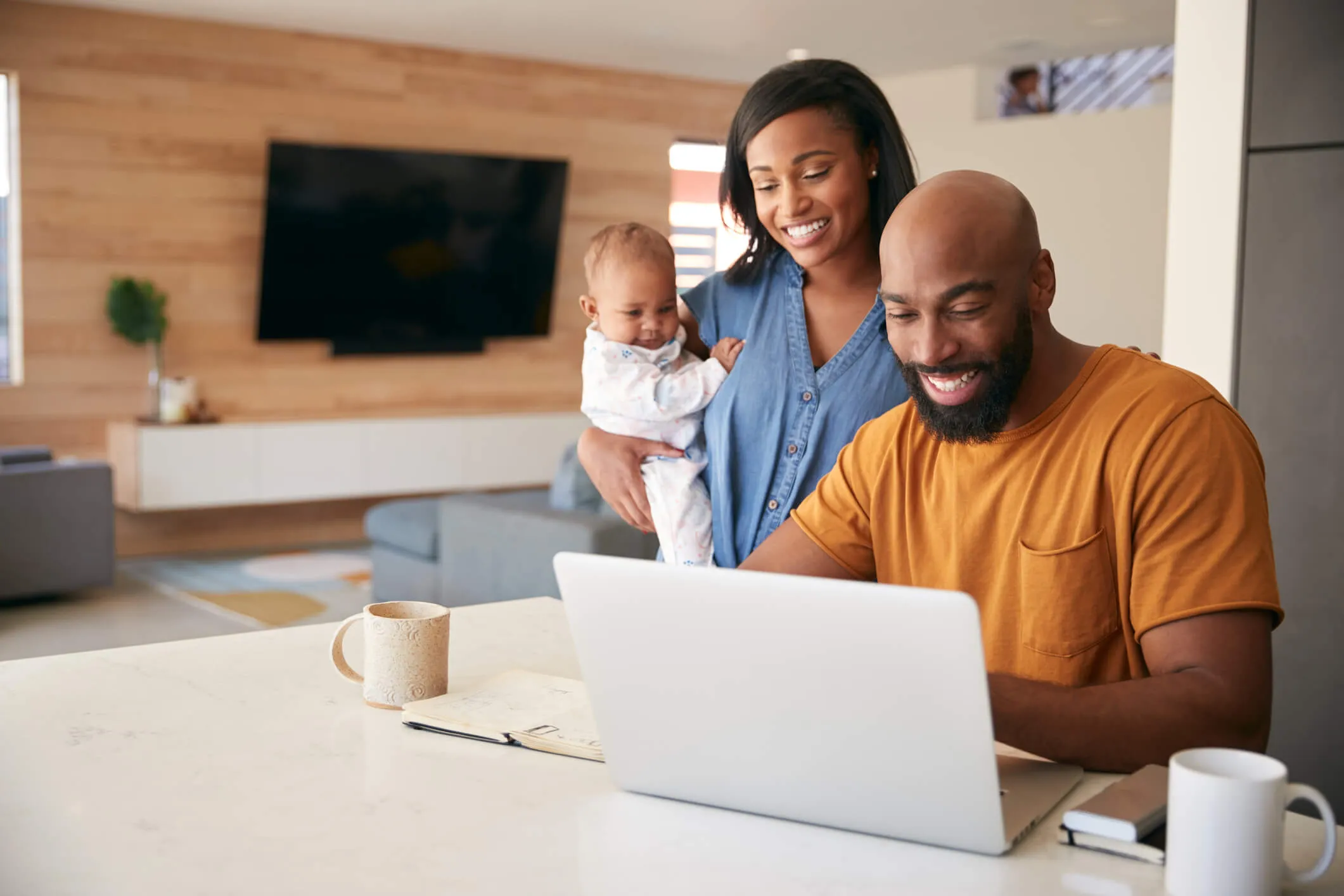 Picture of a family surfing the Internet