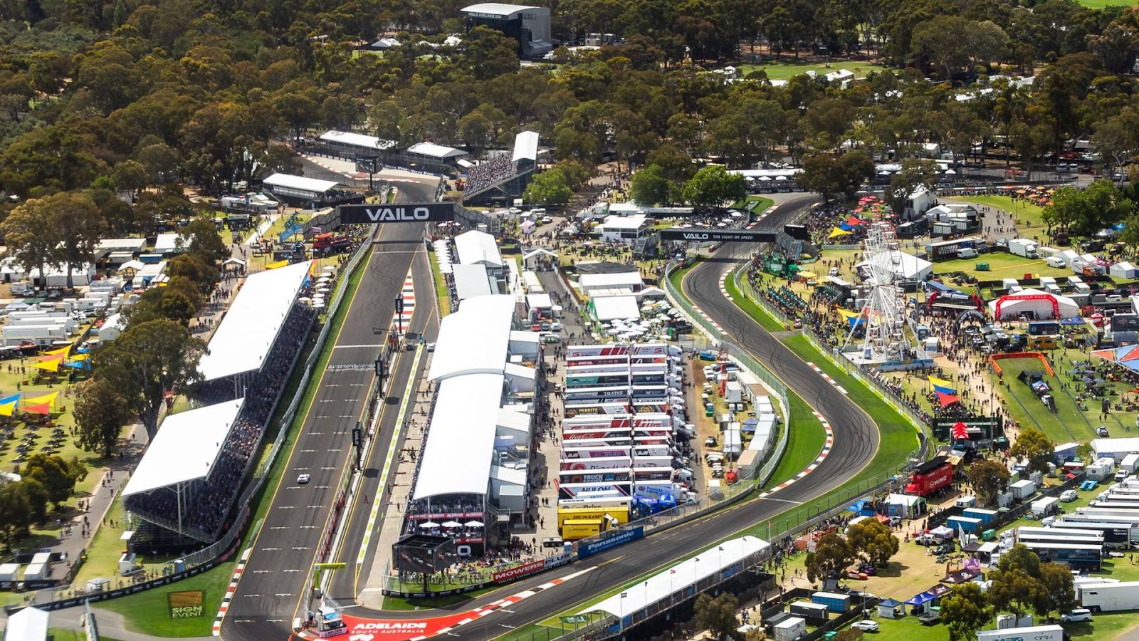 Aerial view of Adelaide street circuit