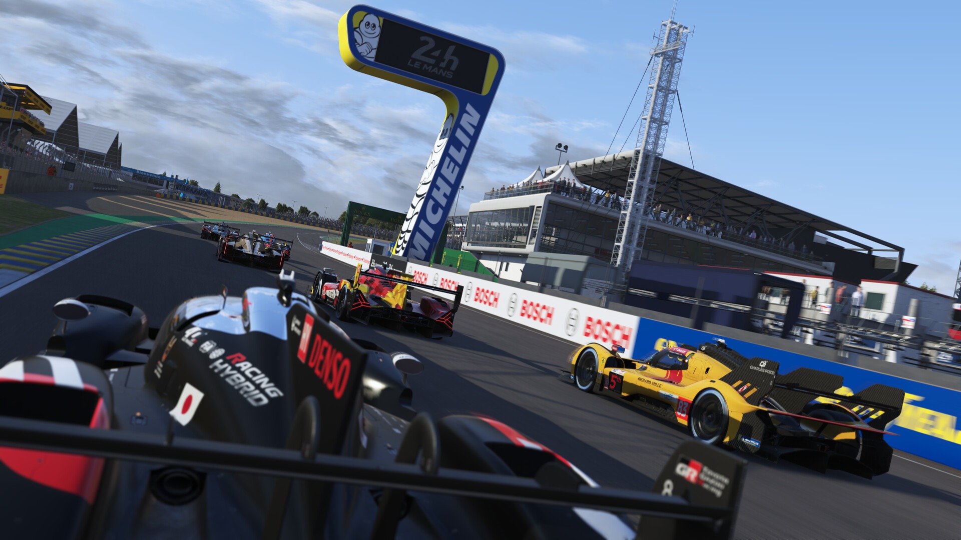 Le Mans Ultimate endurance cars racing on track