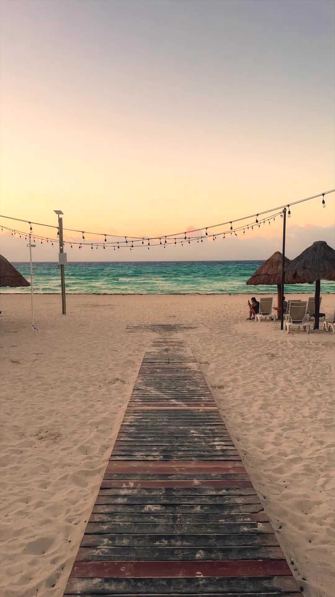 Tropical Retreat Pack